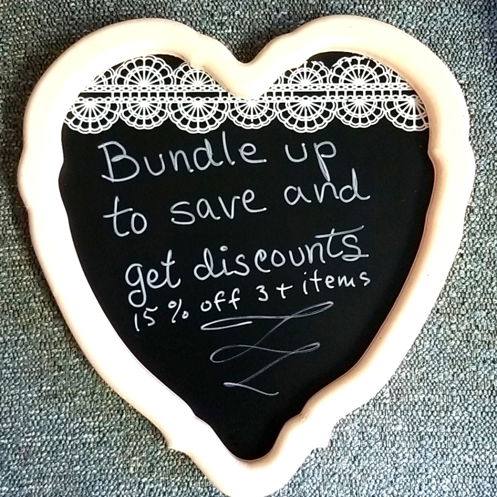 15% off 3+ items💗